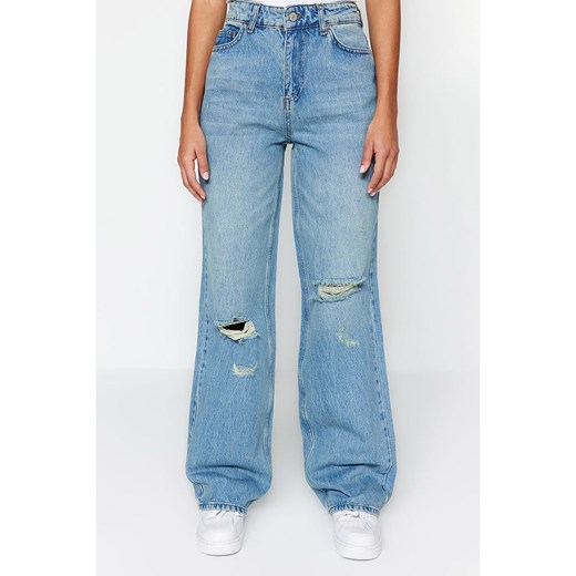 trendyol Dżinsy - Comfort fit - w kolorze błękitnym ze sklepu Limango Polska w kategorii Jeansy damskie - zdjęcie 163852698