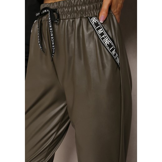 Ciemnozielone Spodnie z Imitacji Skóry z Gumką w Talii Kadni Renee S promocja Renee odzież