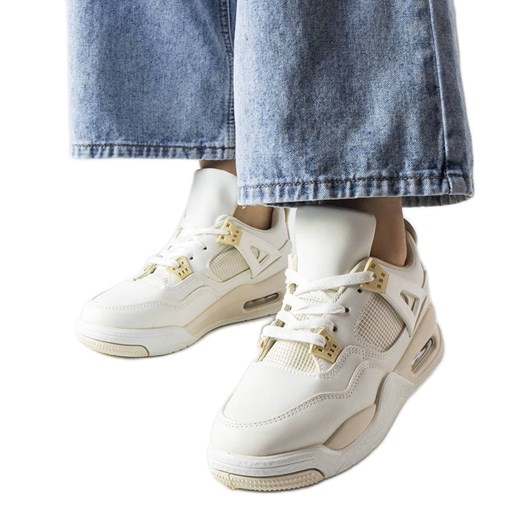 Beżowe sneakersy z łączonych materiałów Malas beżowy ze sklepu ButyModne.pl w kategorii Buty sportowe damskie - zdjęcie 163919975