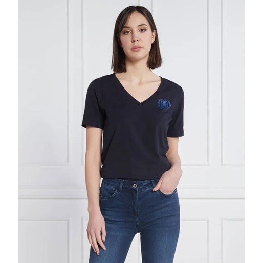 Tommy Hilfiger T-shirt CREST V-NK | Regular Fit ze sklepu Gomez Fashion Store w kategorii Bluzki damskie - zdjęcie 163956016