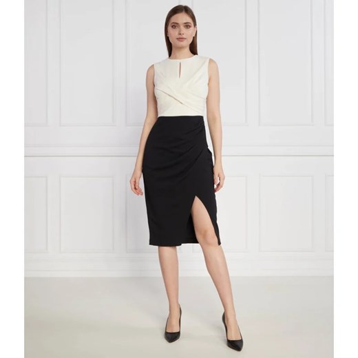 Sukienka DKNY z elastanu dopasowana