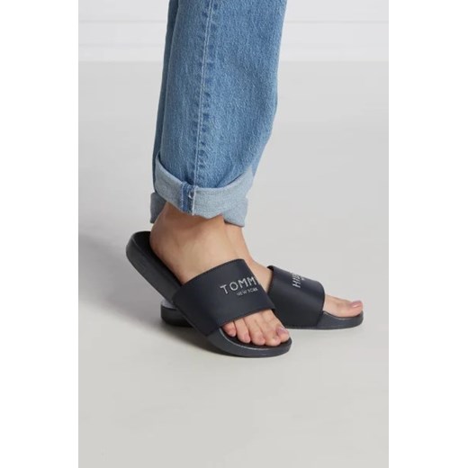Klapki damskie Tommy Hilfiger z tworzywa sztucznego na lato bez zapięcia