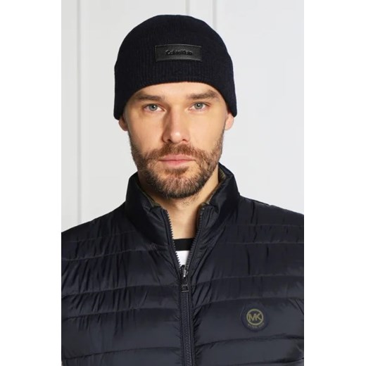 Calvin Klein Wełniana czapka BADGE DOCKER Calvin Klein OS wyprzedaż Gomez Fashion Store