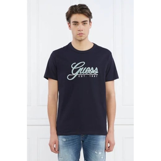 Granatowy t-shirt męski Guess z bawełny z napisem