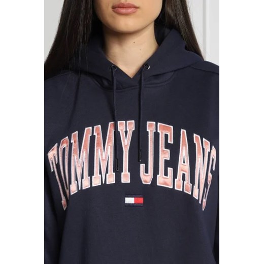 Granatowa sukienka Tommy Jeans z dekoltem v bawełniana prosta mini