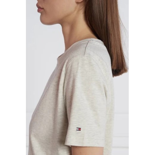 Beżowa bluzka damska Tommy Hilfiger z okrągłym dekoltem casual z krótkimi rękawami