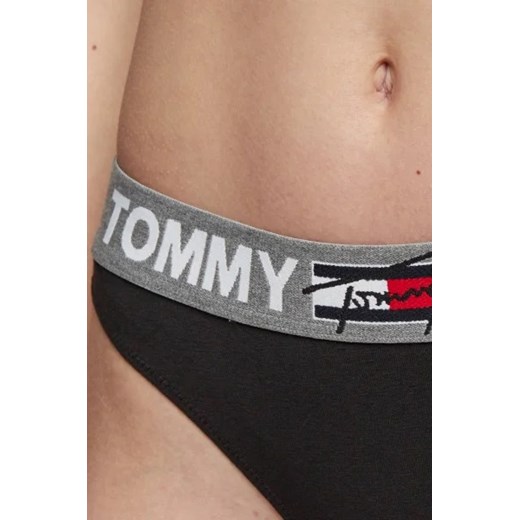 Majtki damskie czarne Tommy Hilfiger z napisami