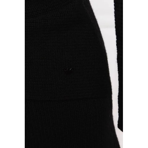 Sukienka Emporio Armani midi czarna z długimi rękawami z dekoltem v