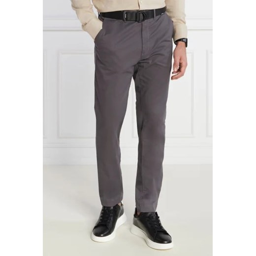 Calvin Klein Spodnie chino + pasek MODERN TWILL | Slim Fit Calvin Klein 30/32 promocyjna cena Gomez Fashion Store