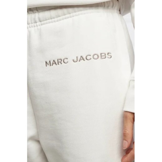 Białe spodnie damskie Marc Jacobs 