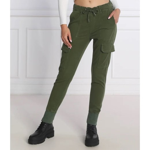 Pepe Jeans London Spodnie jogger NEW CRUSADE | Relaxed fit ze sklepu Gomez Fashion Store w kategorii Spodnie damskie - zdjęcie 164322558