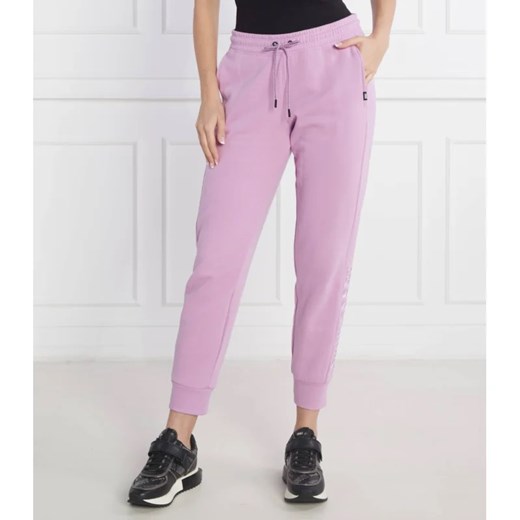 DKNY Sport Spodnie dresowe | Regular Fit ze sklepu Gomez Fashion Store w kategorii Spodnie damskie - zdjęcie 164324599
