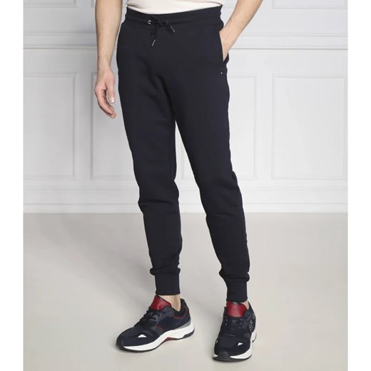 Tommy Hilfiger Spodnie dresowe | Regular Fit ze sklepu Gomez Fashion Store w kategorii Spodnie męskie - zdjęcie 164324697