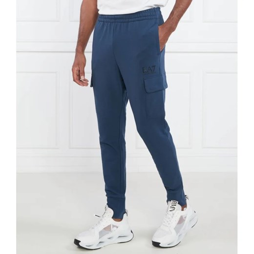 EA7 Spodnie dresowe | Regular Fit ze sklepu Gomez Fashion Store w kategorii Spodnie męskie - zdjęcie 164328537
