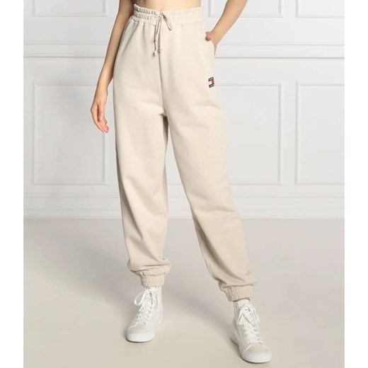 Tommy Jeans Spodnie dresowe | Relaxed fit ze sklepu Gomez Fashion Store w kategorii Spodnie damskie - zdjęcie 164332285