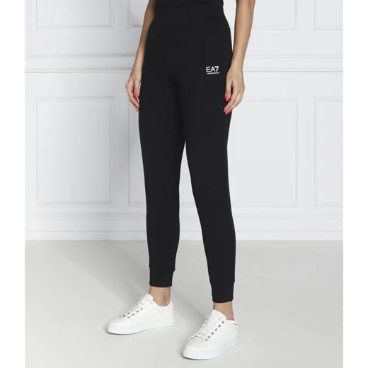 EA7 Spodnie dresowe | Regular Fit ze sklepu Gomez Fashion Store w kategorii Spodnie damskie - zdjęcie 164334749