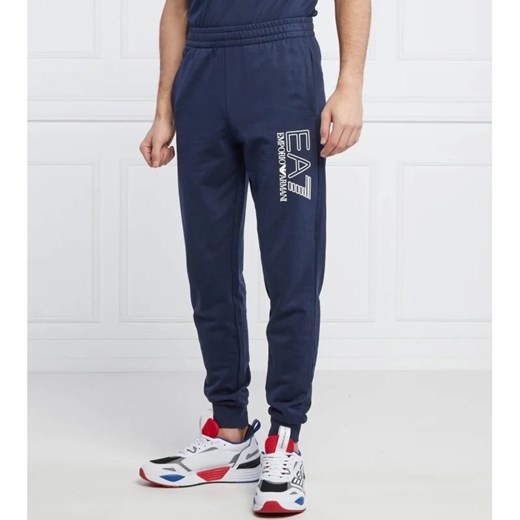 EA7 Spodnie dresowe | Regular Fit ze sklepu Gomez Fashion Store w kategorii Spodnie męskie - zdjęcie 164337169