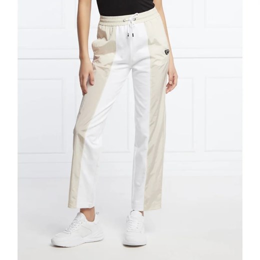 Emporio Armani Spodnie dresowe | Regular Fit ze sklepu Gomez Fashion Store w kategorii Spodnie damskie - zdjęcie 164340185