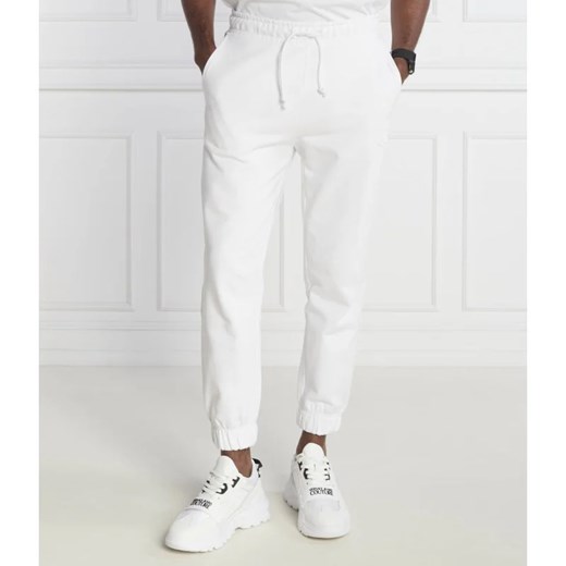 HUGO Spodnie dresowe Dchard | Regular Fit ze sklepu Gomez Fashion Store w kategorii Spodnie męskie - zdjęcie 164340945