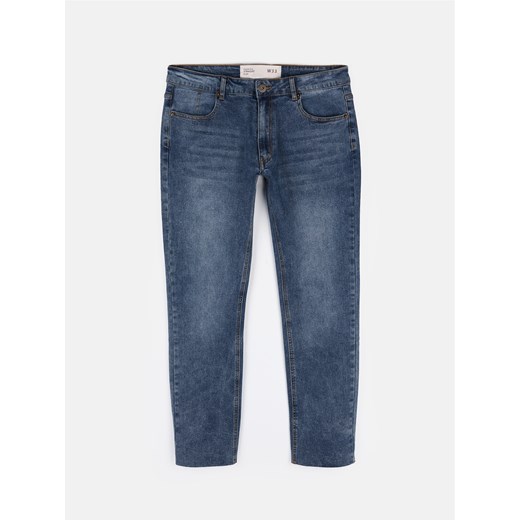 GATE Proste jeansy z efektem sprania 31 ze sklepu gateshop w kategorii Jeansy męskie - zdjęcie 164422146