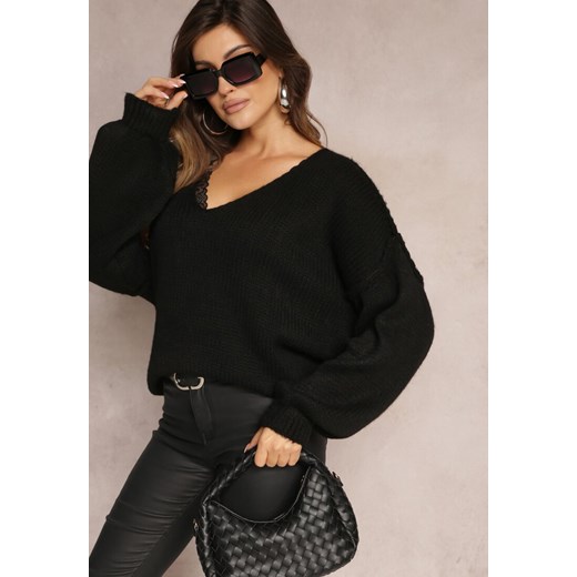 Czarny Sweter z Trójkątnym Dekoltem i Szerokimi Rękawami Sarahena ze sklepu Renee odzież w kategorii Swetry damskie - zdjęcie 164526408