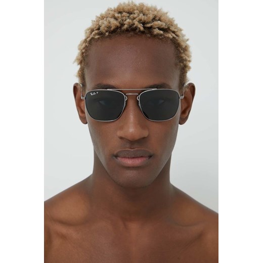 Ray-Ban okulary przeciwsłoneczne męskie kolor niebieski ze sklepu PRM w kategorii Okulary przeciwsłoneczne męskie - zdjęcie 164537239