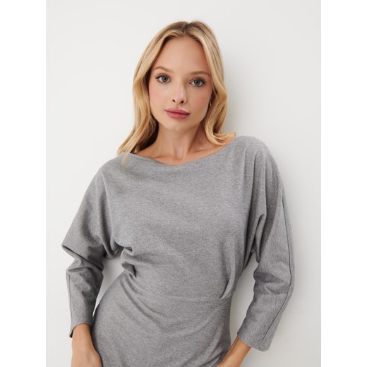 Sukienka Mohito z okrągłym dekoltem na spacer na wiosnę z długim rękawem midi 