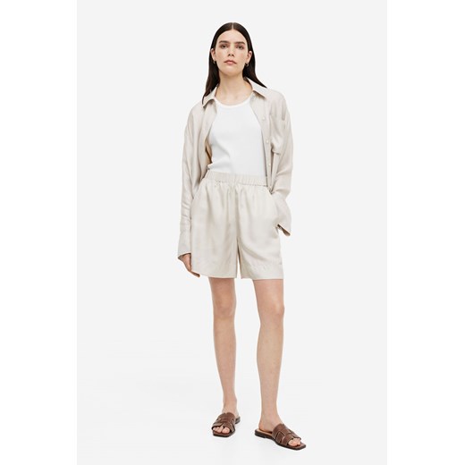 H & M - Szorty z domieszką jedwabiu - Beżowy H & M 42 H&M