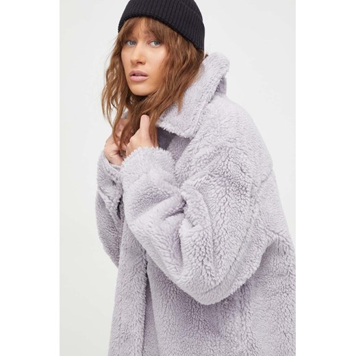 UGG kurtka damska kolor fioletowy przejściowa oversize XS ANSWEAR.com