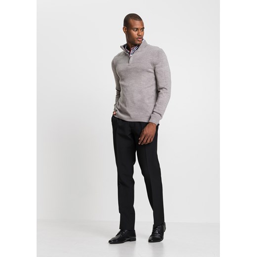 Sweter ze stójką + koszula (2 części) 68/70 (4XL) bonprix