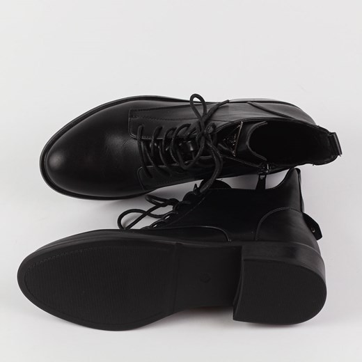 Czarne płaskie botki damskie Filippo dbt4822/23 Filippo 41 suzana.pl