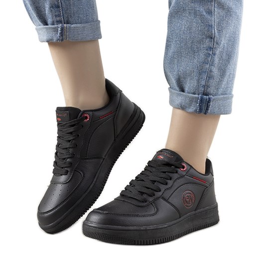 Czarne sneakersy damskie Cross Jeans Zemira ze sklepu ButyModne.pl w kategorii Trampki damskie - zdjęcie 164909917
