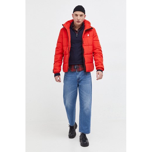 Superdry kurtka męska kolor czerwony zimowa ze sklepu ANSWEAR.com w kategorii Kurtki męskie - zdjęcie 165004618