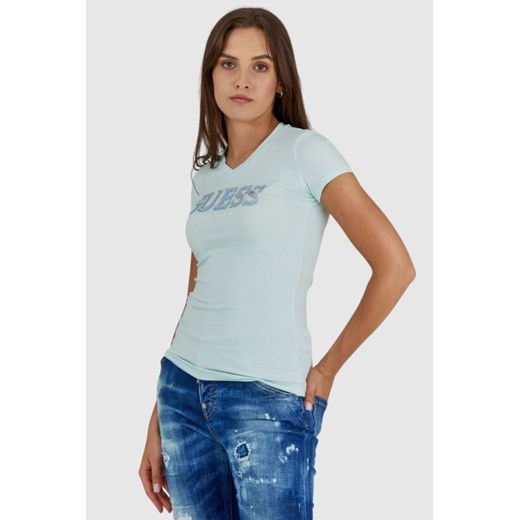 GUESS Błękitny t-shirt damski z metalicznym logo i cyrkoniami, Wybierz rozmiar S ze sklepu outfit.pl w kategorii Bluzki damskie - zdjęcie 165008796