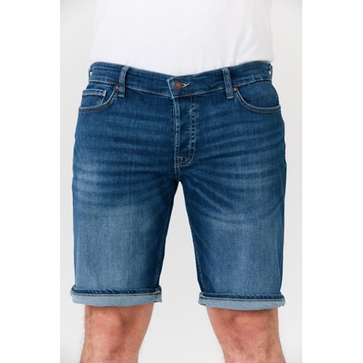 GUESS Jeansowe szorty męskie, Wybierz rozmiar 29 ze sklepu outfit.pl w kategorii Spodenki męskie - zdjęcie 165009487