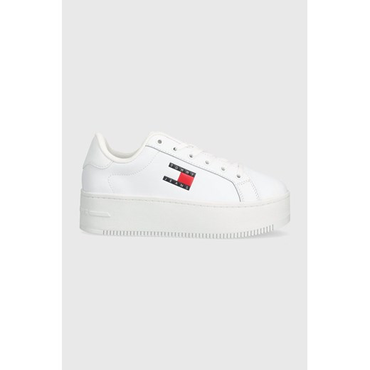 Tommy Jeans sneakersy skórzane TJW FLATFORM ESS kolor biały EN0EN02518 ze sklepu ANSWEAR.com w kategorii Trampki damskie - zdjęcie 165161047