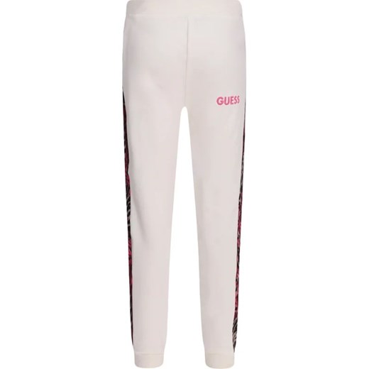 Guess Spodnie dresowe | Regular Fit ze sklepu Gomez Fashion Store w kategorii Spodnie dziewczęce - zdjęcie 165215209