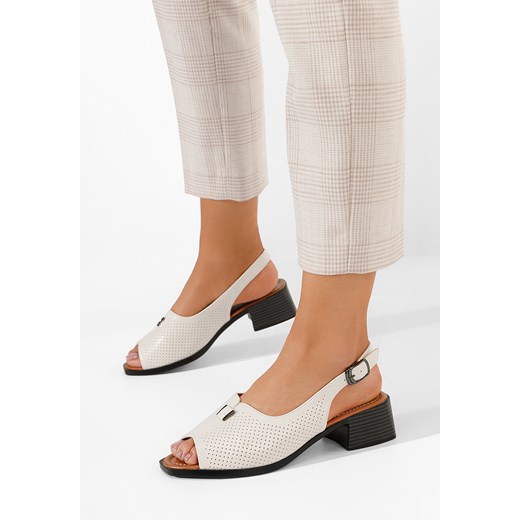 Beżowe sandały na słupku Bavaria ze sklepu Zapatos w kategorii Sandały damskie - zdjęcie 165297259