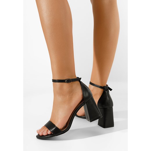 Czarne sandały na słupku Vorona ze sklepu Zapatos w kategorii Sandały damskie - zdjęcie 165297677