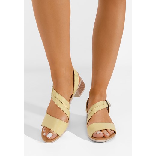 Żółte sandały damskie skórzane Savina ze sklepu Zapatos w kategorii Sandały damskie - zdjęcie 165300778