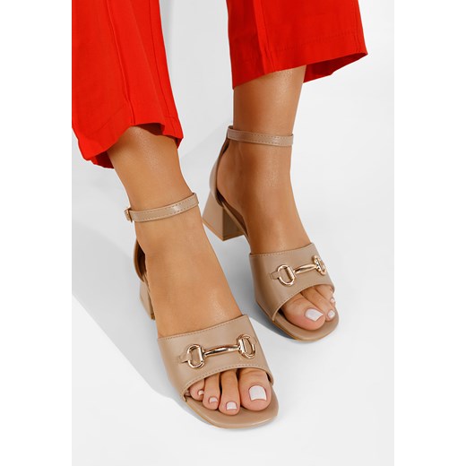 Beżowe sandały na słupku Karia ze sklepu Zapatos w kategorii Sandały damskie - zdjęcie 165301025