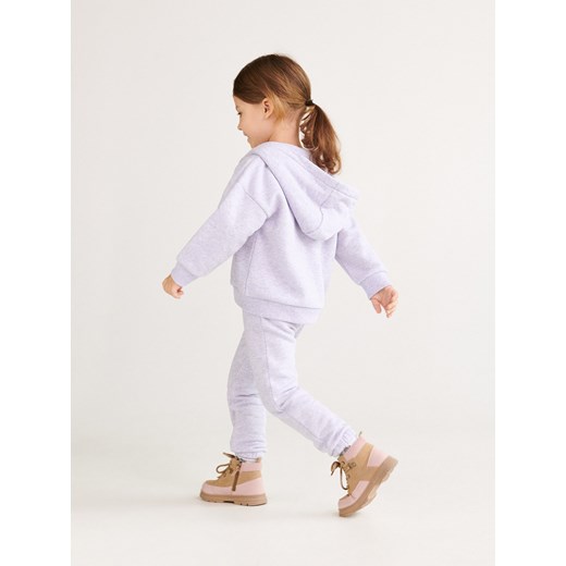 Reserved - Dresowe spodnie jogger - lawendowy ze sklepu Reserved w kategorii Spodnie i półśpiochy - zdjęcie 165303215