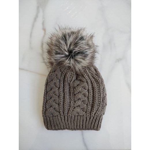 brązowa zimowa czapka blanka z warkoczowym splotem ze sklepu STYLOWO w kategorii Czapki zimowe damskie - zdjęcie 165355488