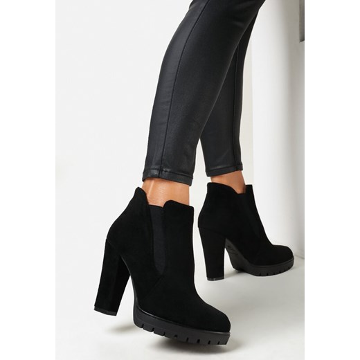 Czarne Botki na Słupku i Niskiej Platformie Calarona 38 promocyjna cena born2be.pl