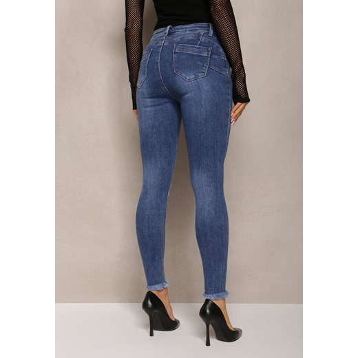 Granatowe Jeansy Skinny o Modelu Push Up z Przetarciami i Strzępieniami Eloina Renee XS promocja Renee odzież