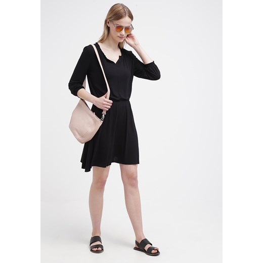 edc by Esprit CARMEN Sukienka z dżerseju black zalando bezowy bez wzorów/nadruków