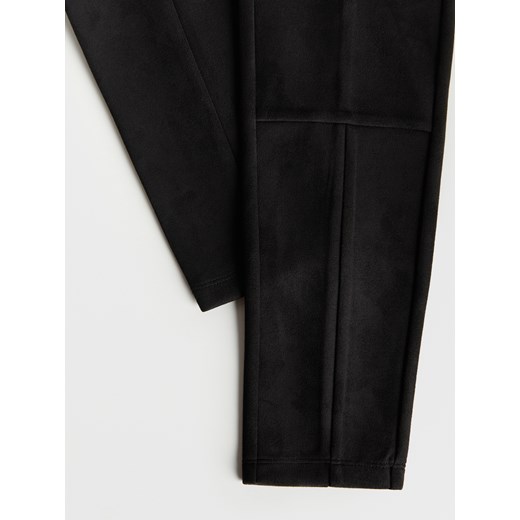Spodnie damskie czarne Reserved 