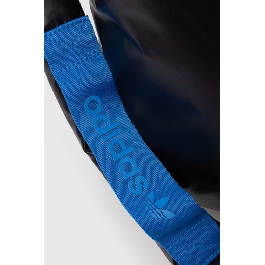 Shopper bag Adidas Originals w sportowym stylu lakierowana na ramię