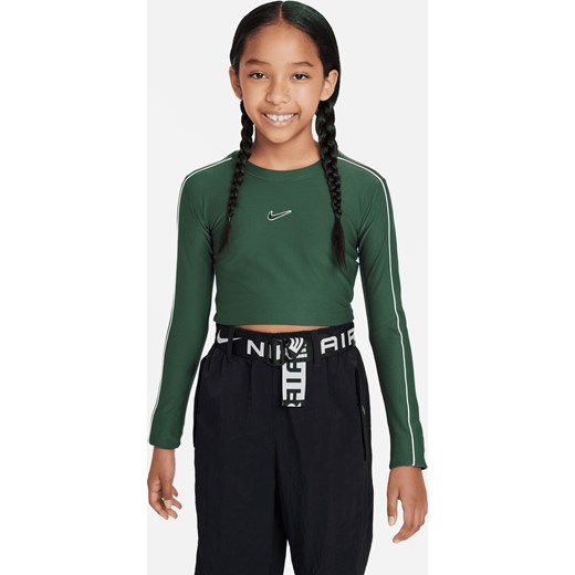 Koszulka o skróconym kroju z długim rękawem dla dużych dzieci (dziewcząt) Nike Sportswear - Zieleń ze sklepu Nike poland w kategorii Bluzki dziewczęce - zdjęcie 165608288