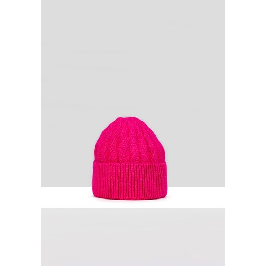 Różowa czapka w warkocze ze sklepu Molton w kategorii Czapki zimowe damskie - zdjęcie 165687047